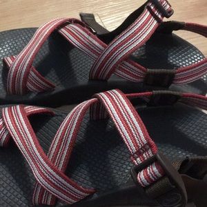 Chacos!